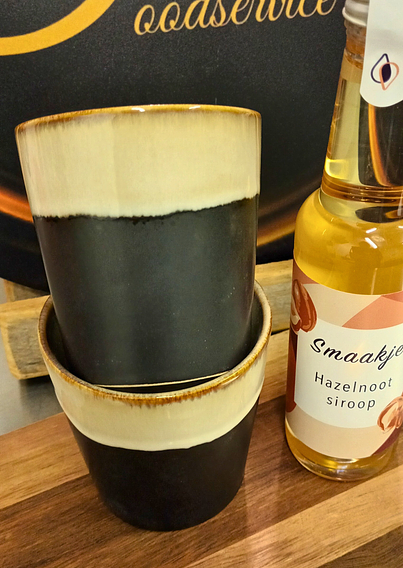 Bekers zwart-beige 2 stuks