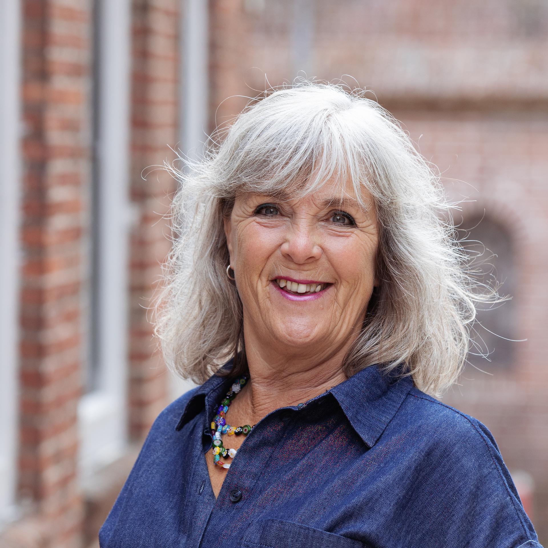 Anne & Jet mode 2025-26.jpg